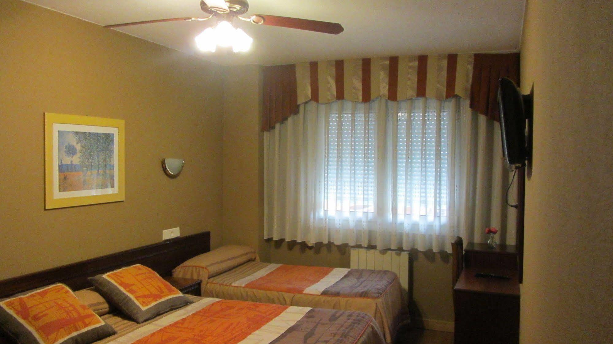 Hotel Bahia Gijón Kültér fotó
