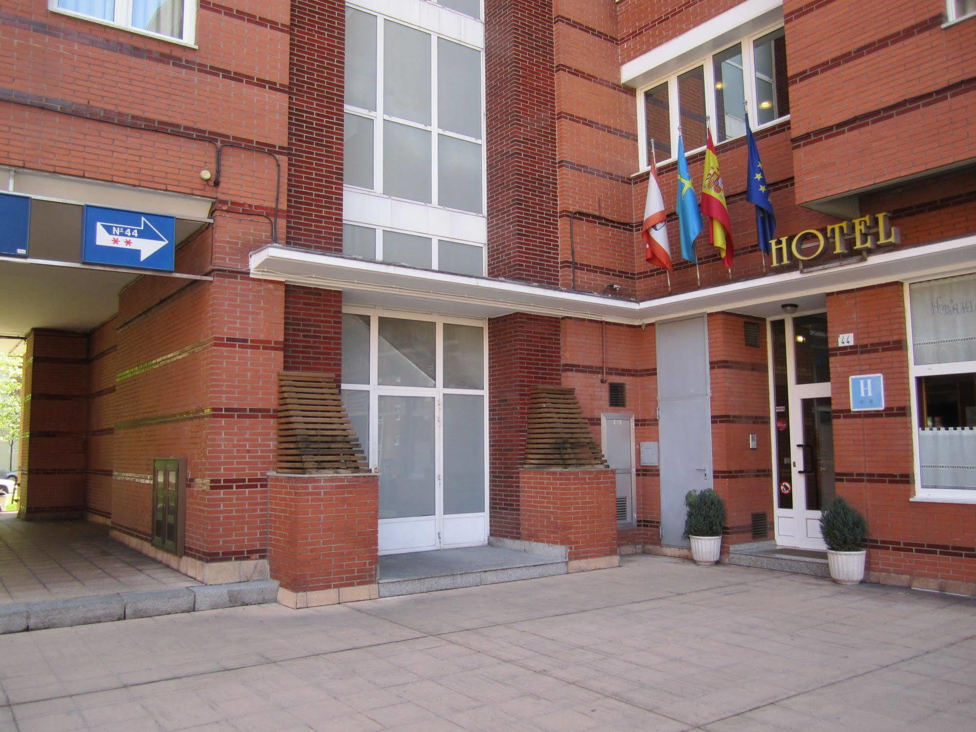 Hotel Bahia Gijón Kültér fotó