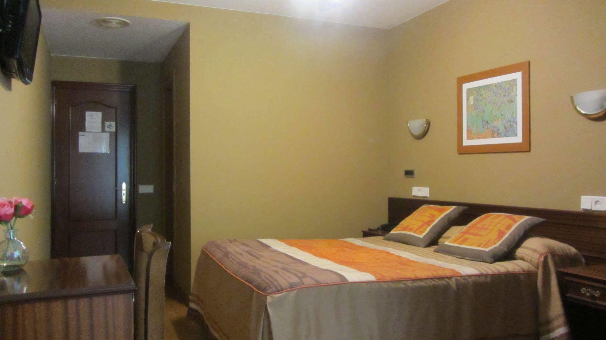 Hotel Bahia Gijón Kültér fotó