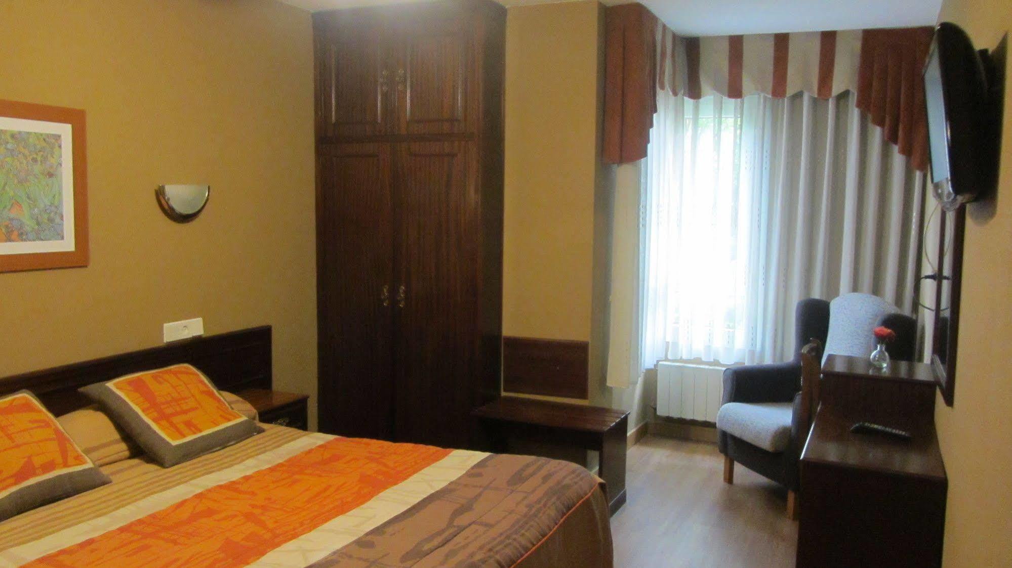 Hotel Bahia Gijón Kültér fotó