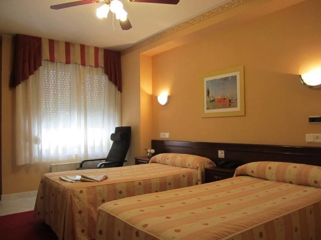Hotel Bahia Gijón Kültér fotó