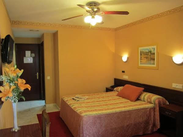 Hotel Bahia Gijón Kültér fotó