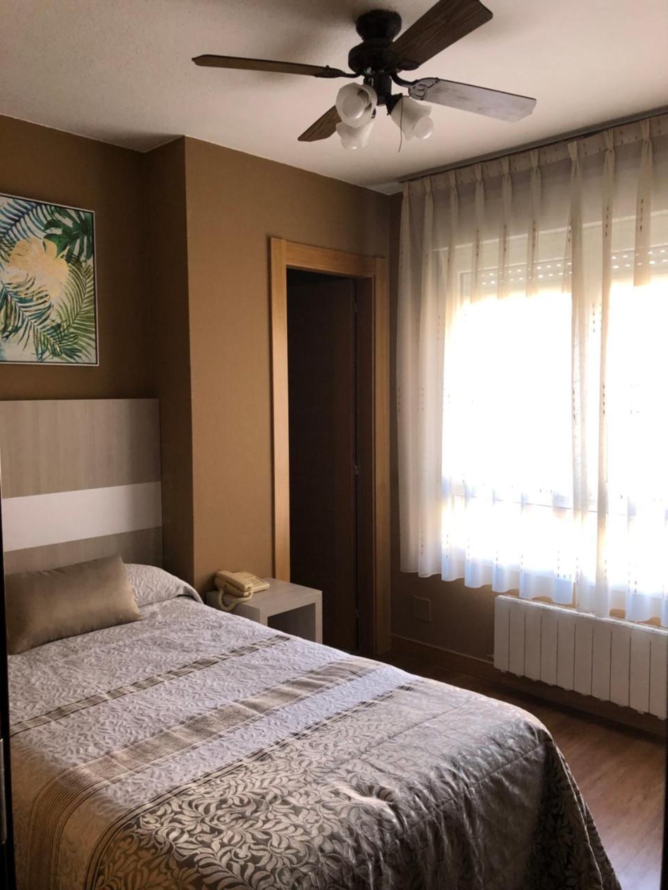 Hotel Bahia Gijón Kültér fotó